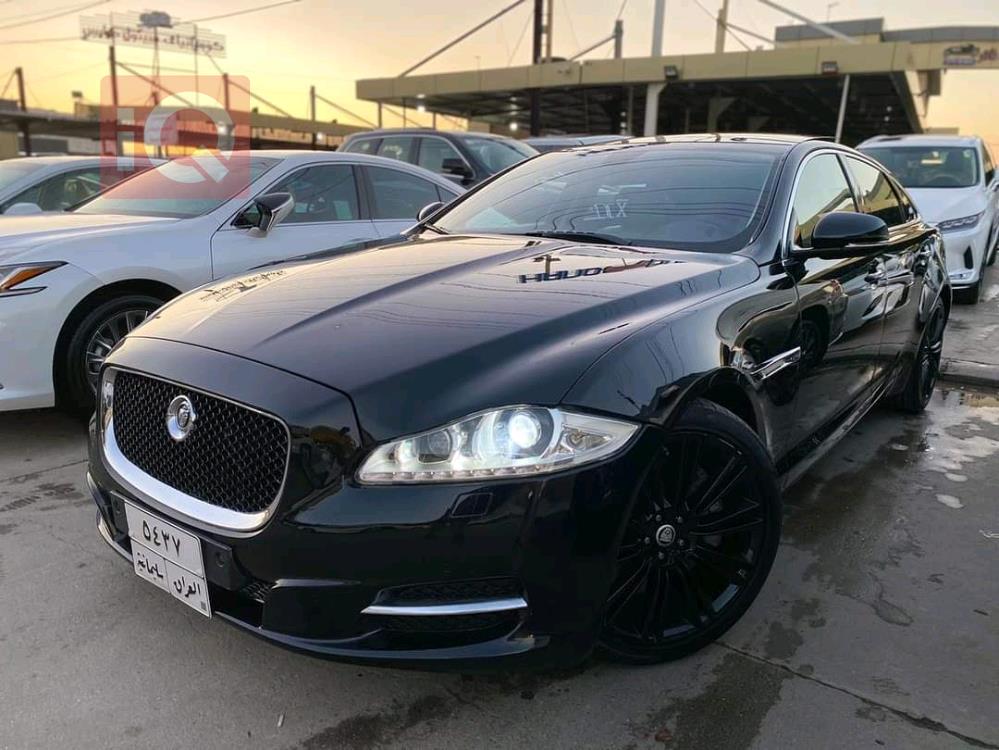 Jaguar XJ